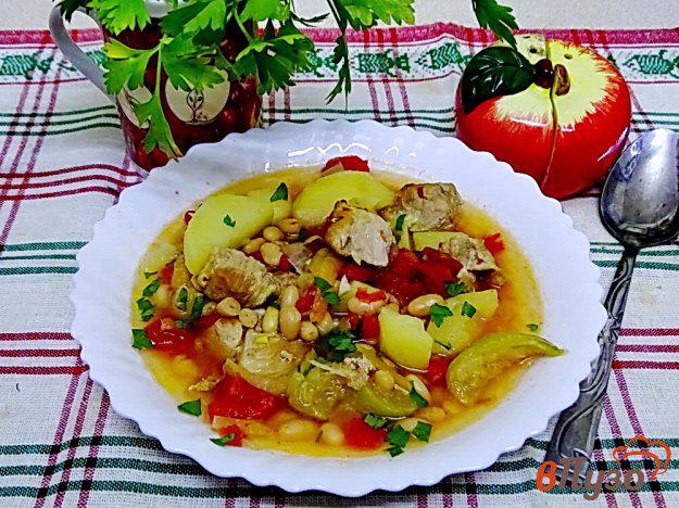 фото рецепта: Свинина томлённая с овощами и фасолью
