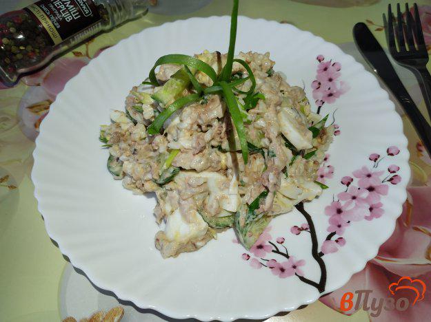 фото рецепта: Салат с тунцом и свежим огурцом
