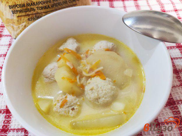 фото рецепта: Суп с плавленными сырками и вермишелью