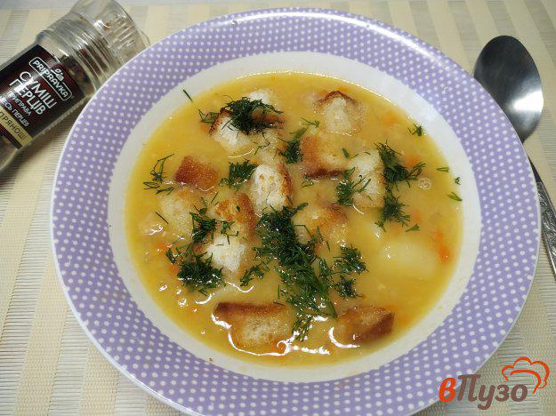 фото рецепта: Гороховый суп с грудинкой и гренками