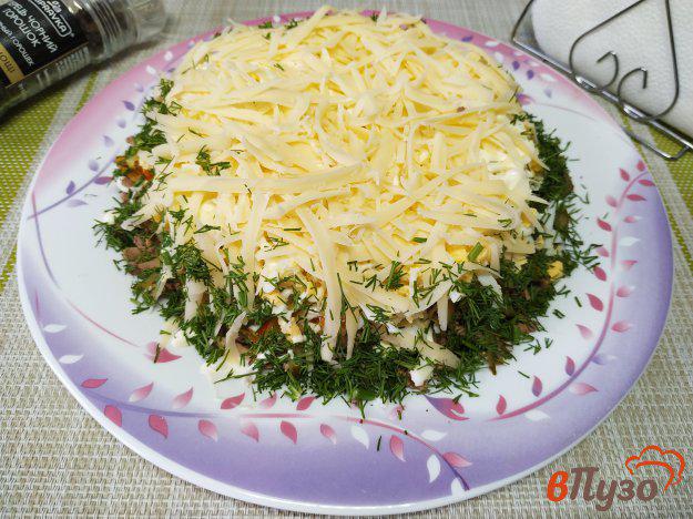 фото рецепта: Слоёный салат из печени