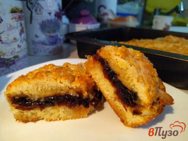фото рецепта: Тёртый пирог со сливовым вареньем