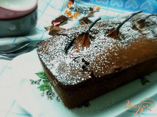 фото рецепта: Шоколадный кекс с грушами