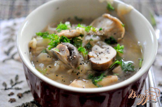 фото рецепта: Грибной суп с шиитаке и шампиньонами Белла