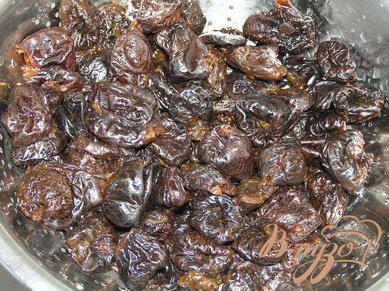 Фото приготовление рецепта: Кексы с черносливом и миндальной мукой от Ги Жедда шаг №1