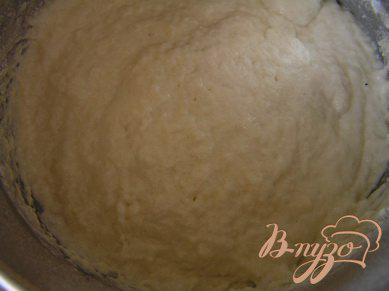 Фото приготовление рецепта: Пирог c капустой, грибами и зеленым луком шаг №1