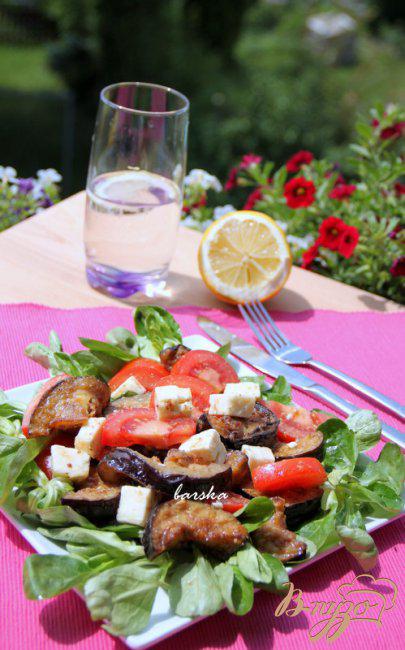 Фото приготовление рецепта: Тёплый салат с баклажанами шаг №4