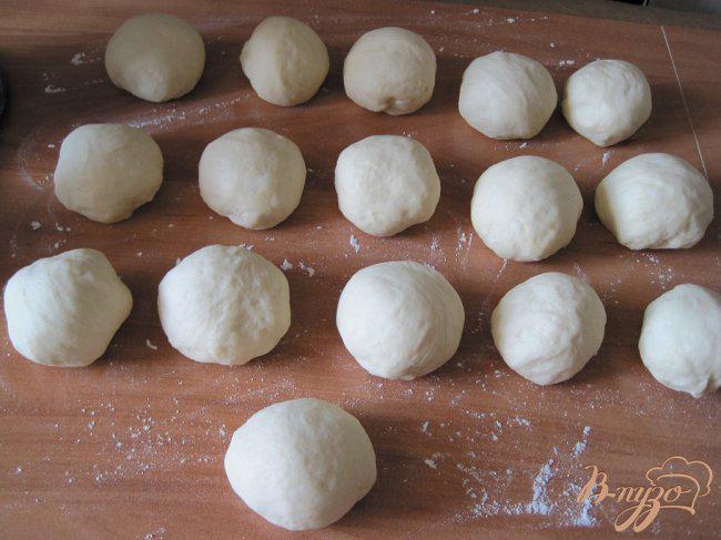 Фото приготовление рецепта: Пироги с картофельно-печеночной начинкой. шаг №6