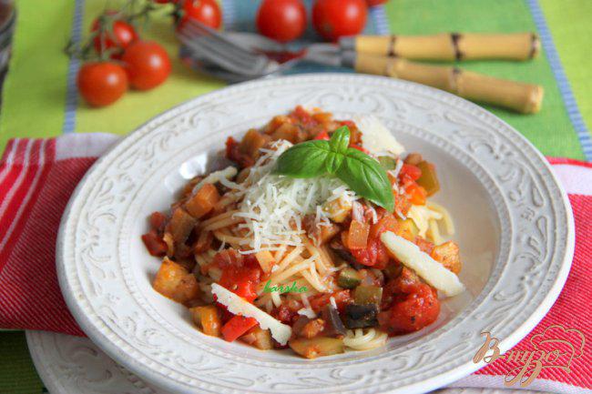Фото приготовление рецепта: Спагетти под овощным Bolognese шаг №5
