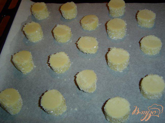 Фото приготовление рецепта: «Бриллианты» - печенье от Пьера Эрме шаг №5