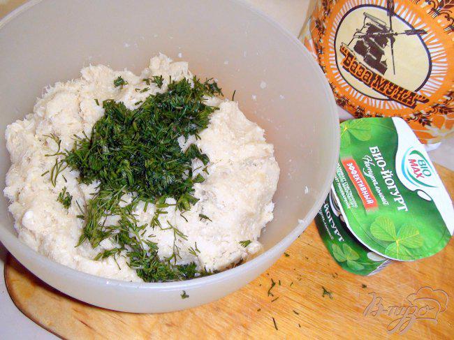 Фото приготовление рецепта: Сочные рыбные котлеты на йогурте с геркулесом. шаг №4