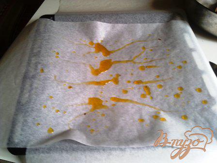 Фото приготовление рецепта: Морской окунь, запеченный с цуккини в апельсиновом соусе шаг №8