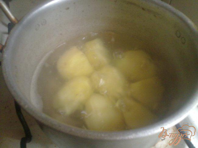 Фото приготовление рецепта: Картофельно-кабачковые оладьи шаг №1