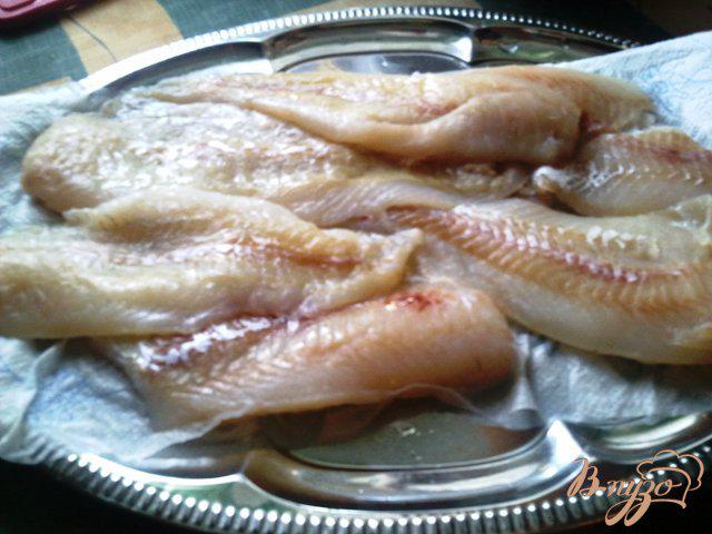 Фото приготовление рецепта: Рыба под маринадом шаг №2