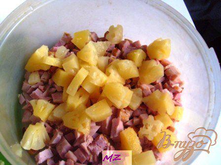 Фото приготовление рецепта: Салат с копченной курочкой шаг №3