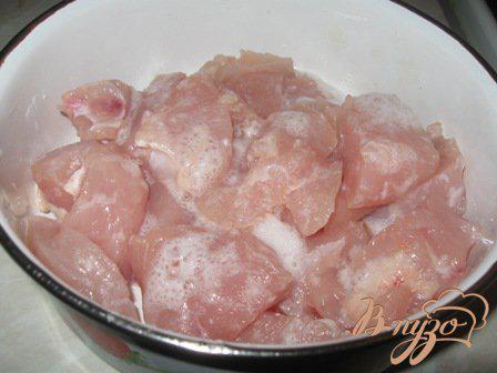 Фото приготовление рецепта: «Свиной » карбонад из куриного филе шаг №3