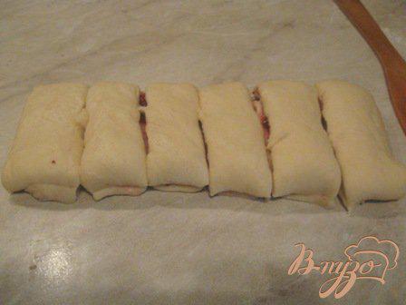 Фото приготовление рецепта: Булочки с вишневой начинкой шаг №6