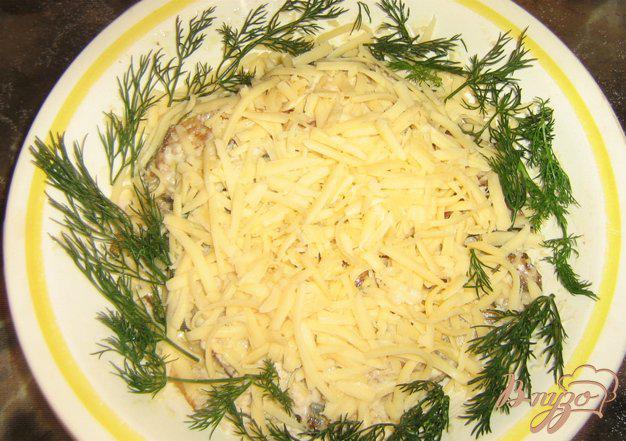 Фото приготовление рецепта: Цуккини (кабачки) с сыром и грецкими орехами шаг №4