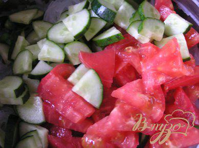Фото приготовление рецепта: Овощной салат с фунчозой шаг №3