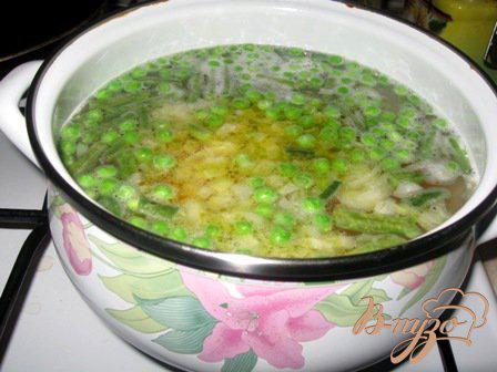 Фото приготовление рецепта: Суп с сырными клецками и овощами шаг №3