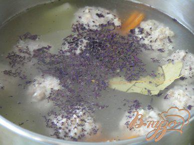 Фото приготовление рецепта: Суп с мясными шариками шаг №7