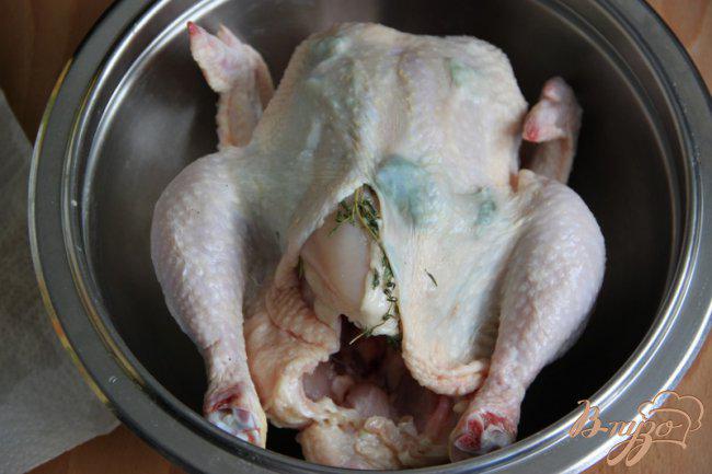 Фото приготовление рецепта: Жареная курица в стиле «Zuni Cafe» шаг №3