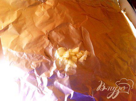 Фото приготовление рецепта: Картофель в фольге шаг №3