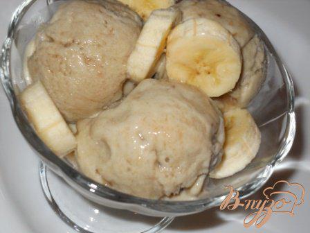 Фото приготовление рецепта: Бананово-сливочное мороженое шаг №9