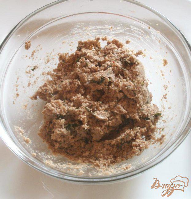 Фото приготовление рецепта: Жареные баклажаны с ореховой начинкой шаг №2