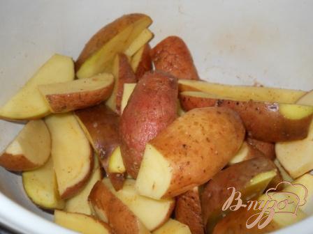 Фото приготовление рецепта: Курица запеченая с картофелем в рукаве шаг №3
