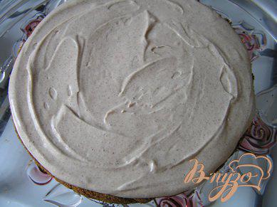 Фото приготовление рецепта: Шифоновый торт с кремом из маскарпоне шаг №8