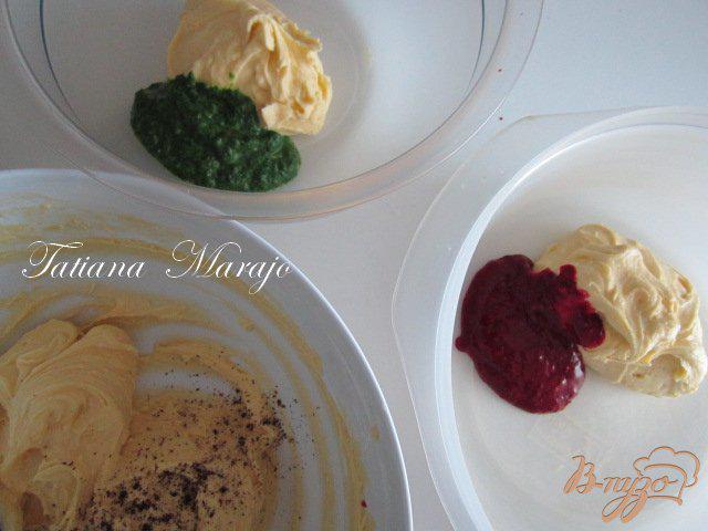 Фото приготовление рецепта: Разноцветное печенье шаг №3