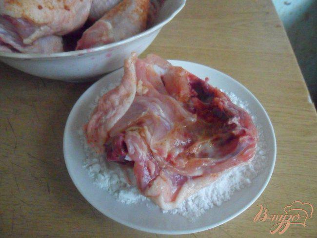 Фото приготовление рецепта: Курица в сметанно-горчичном соусе «Неженка» шаг №1