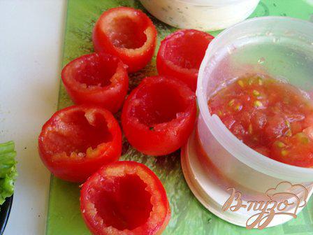 Фото приготовление рецепта: Закусочные помидоры шаг №6