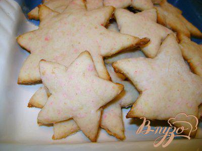 Фото приготовление рецепта: Печенье «Новогодние ёлочки» шаг №3
