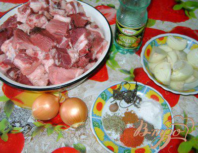 Фото приготовление рецепта: Шашлык из свинины в пряном маринаде шаг №1