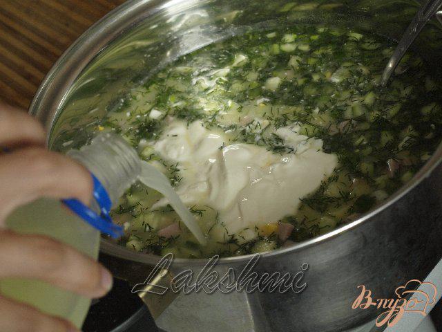 Фото приготовление рецепта: Окрошка на молочной сыворотке шаг №2