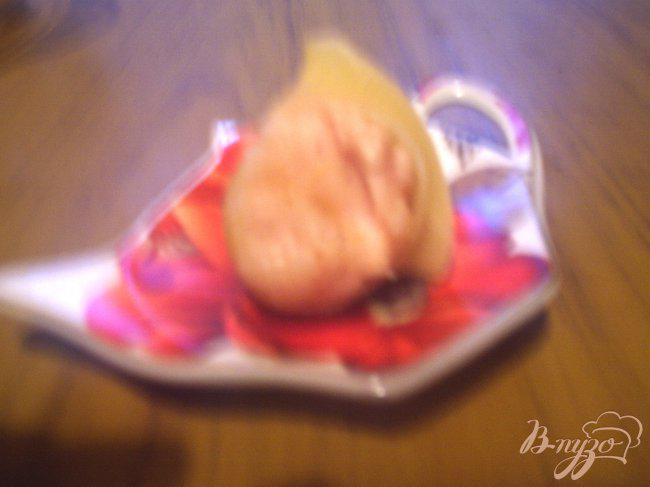 Фото приготовление рецепта: Лумакони с куриным фаршем, запечёные под соусом «Бешамель» шаг №2