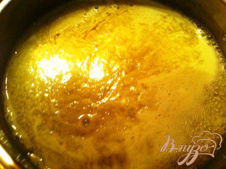 Фото приготовление рецепта: Соус из черной смородины шаг №4
