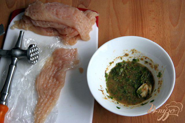 Фото приготовление рецепта: Куриное филе в горчичном кляре шаг №1