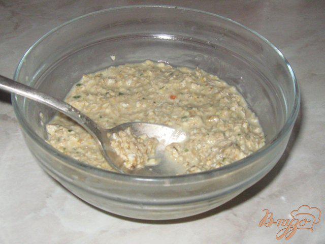 Фото приготовление рецепта: Легкий суп с овсяными клецками шаг №4