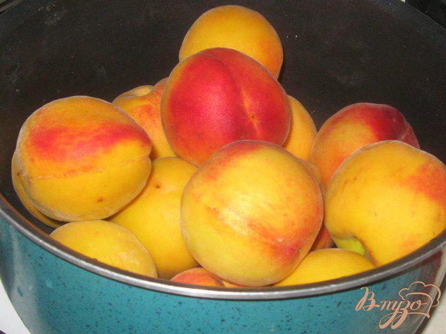 Фото приготовление рецепта: Персики консервированные шаг №1