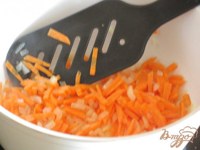 Фото приготовление рецепта: Куриные ножки в овощном соусе. шаг №1