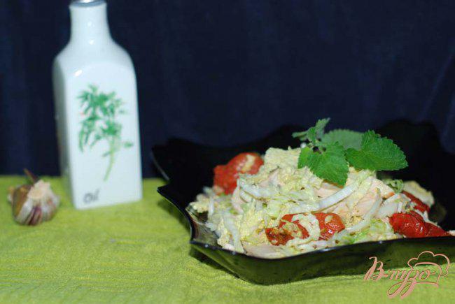 Фото приготовление рецепта: Салат с вялеными томатами. шаг №10
