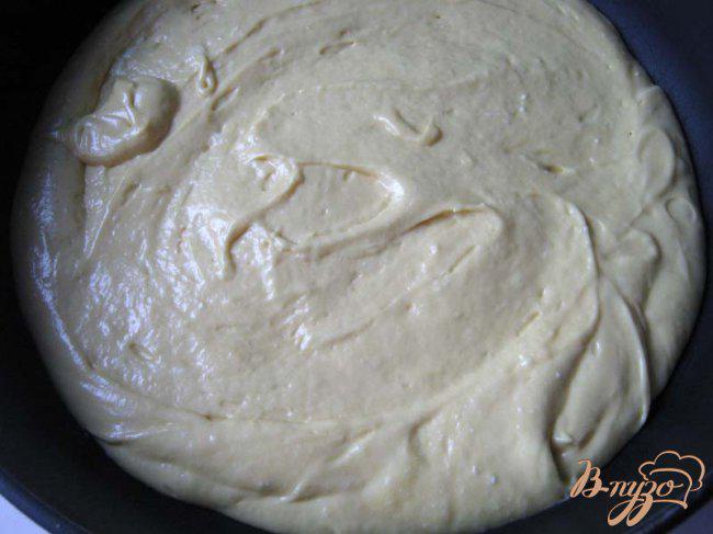 Фото приготовление рецепта: Сливовый пирог «Наташа». шаг №5