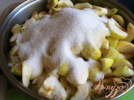 Фото приготовление рецепта: Яблочное варенье шаг №2