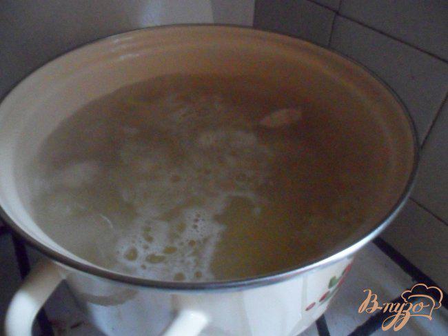 Фото приготовление рецепта: Куриный суп «Джунгли» шаг №2
