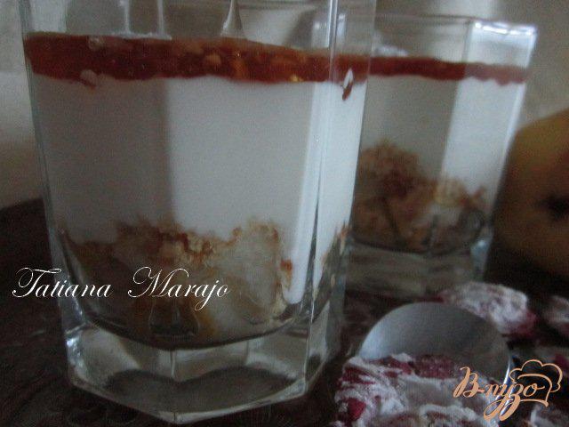 Фото приготовление рецепта: Творожный десерт с грушами и медом шаг №4