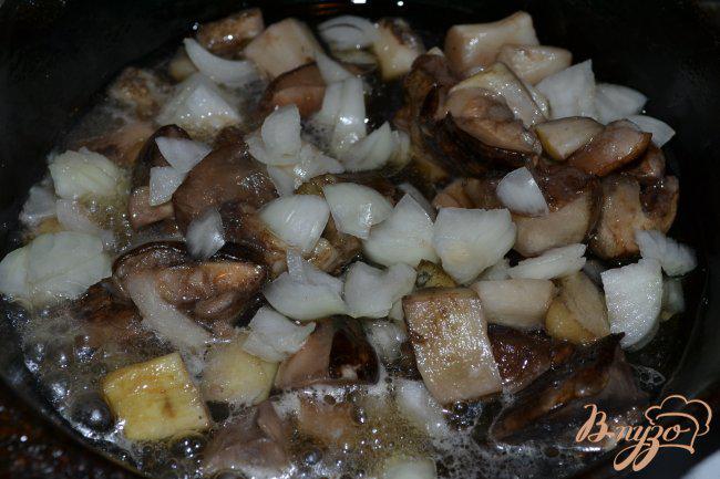 Фото приготовление рецепта: Куриный рулет с грибами. шаг №1