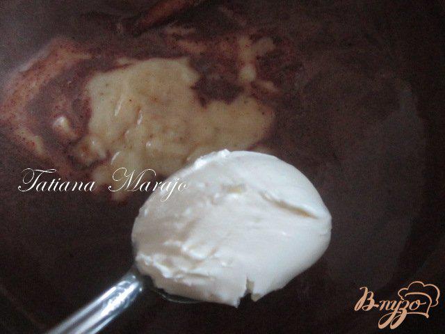 Фото приготовление рецепта: Горячий  банановый шоколад шаг №3
